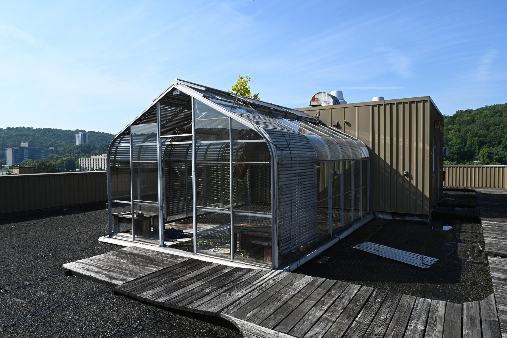 Image for Impressive 4-Story Office Building in Downtown Charleston