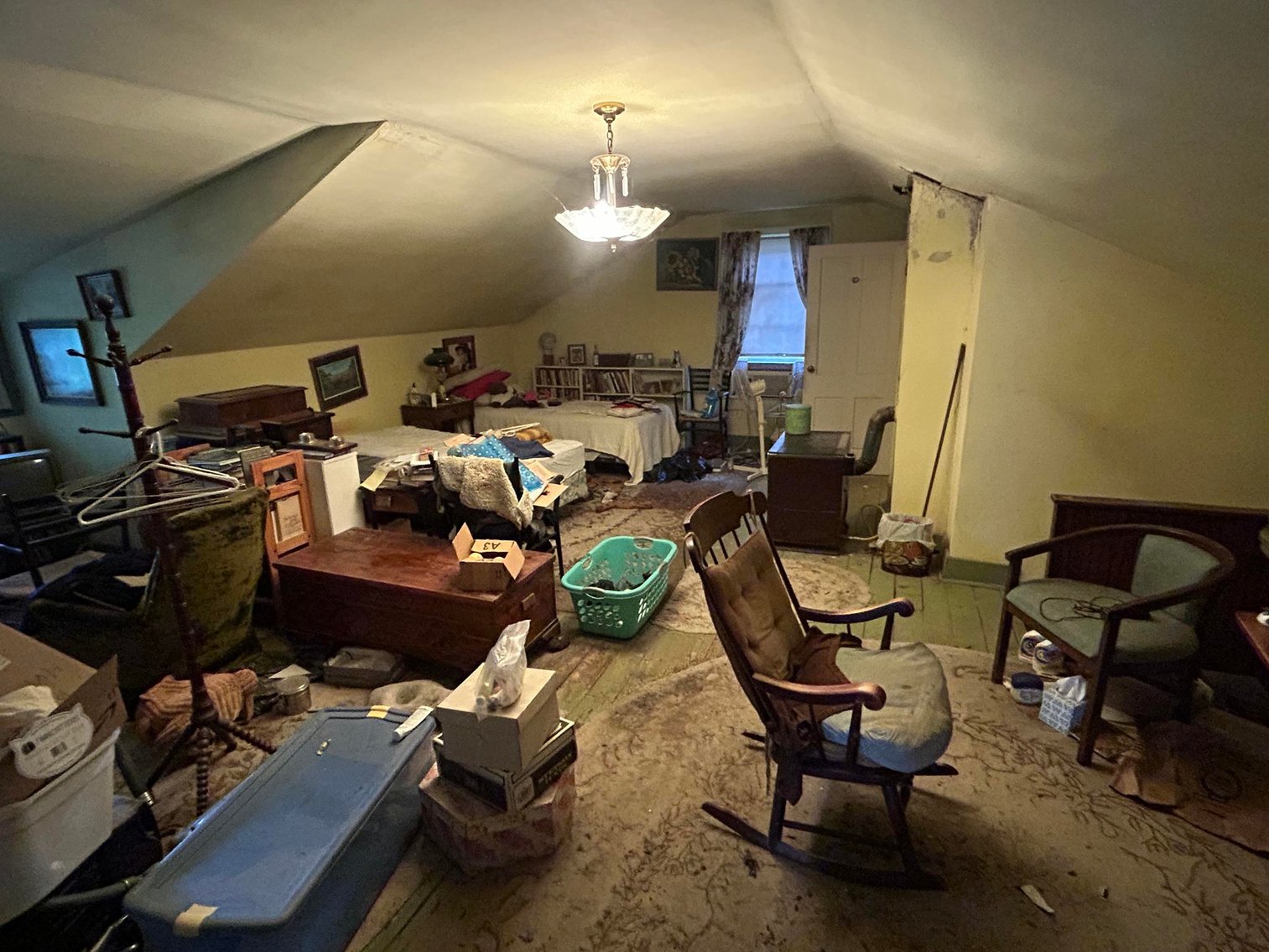 Image for SOLD $88,000 - 3 Bedroom in Claysville Ready for a Remodel