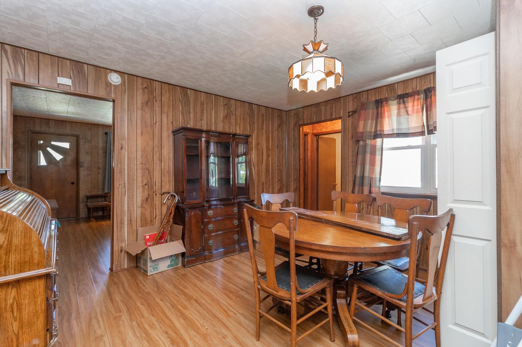 Image for SOLD $132,000 - 3 Bedroom with 2 Car Garage in Weston Selling to the Highest Bidder