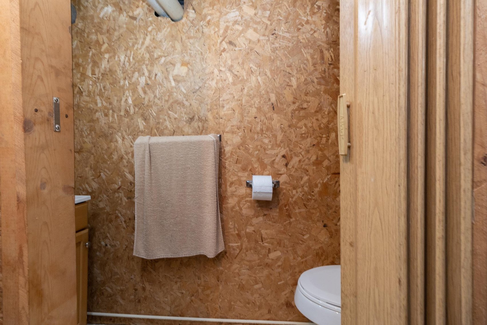 Image for SOLD $132,000 - 3 Bedroom with 2 Car Garage in Weston Selling to the Highest Bidder