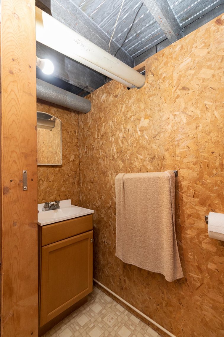 Image for SOLD $132,000 - 3 Bedroom with 2 Car Garage in Weston Selling to the Highest Bidder