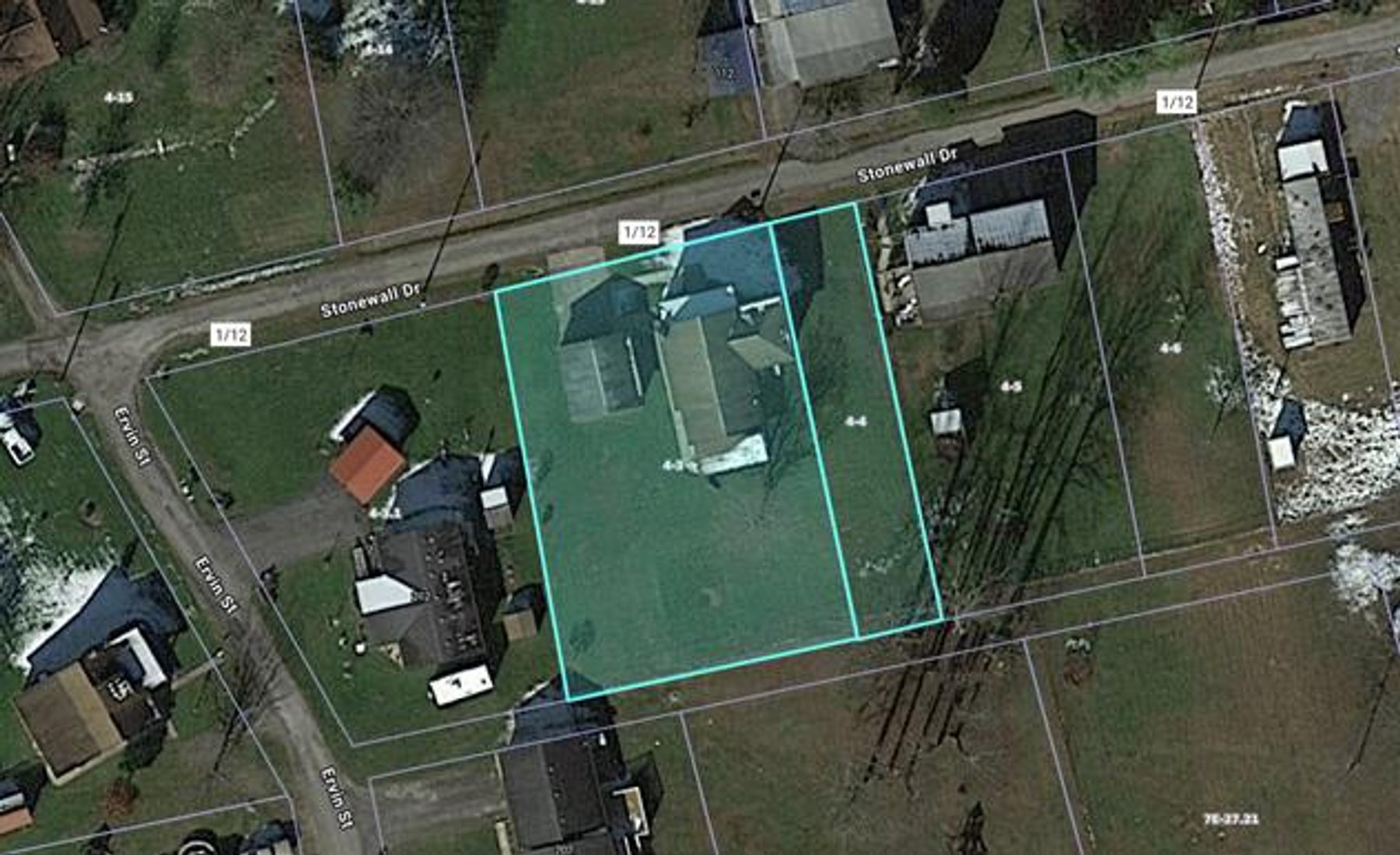 Image for SOLD $132,000 - 3 Bedroom with 2 Car Garage in Weston Selling to the Highest Bidder