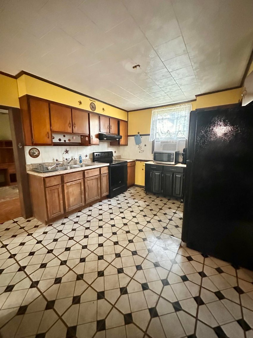 Image for SOLD $29,150 - Beautifully Maintained 3 Bedroom in Gary