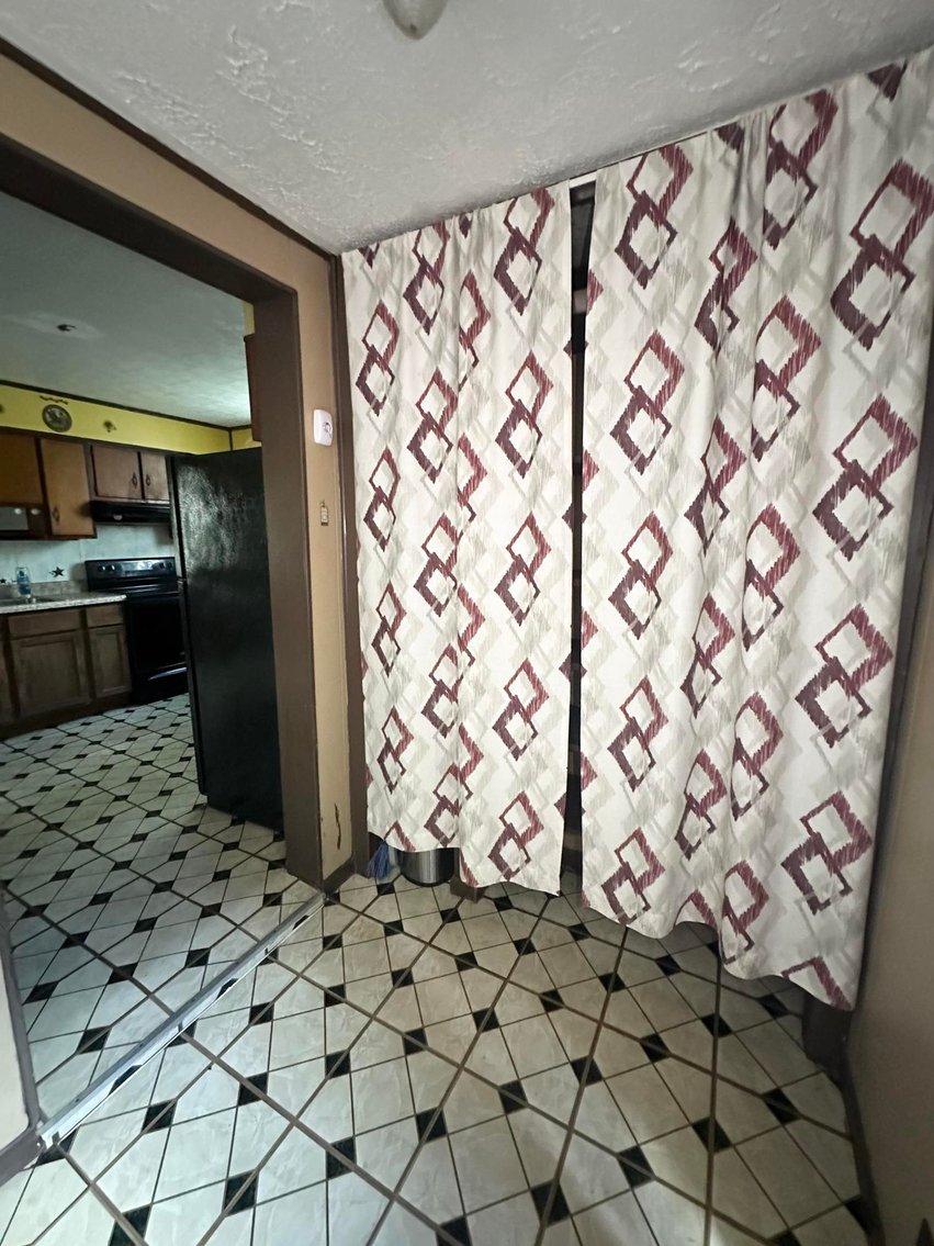 Image for SOLD $29,150 - Beautifully Maintained 3 Bedroom in Gary