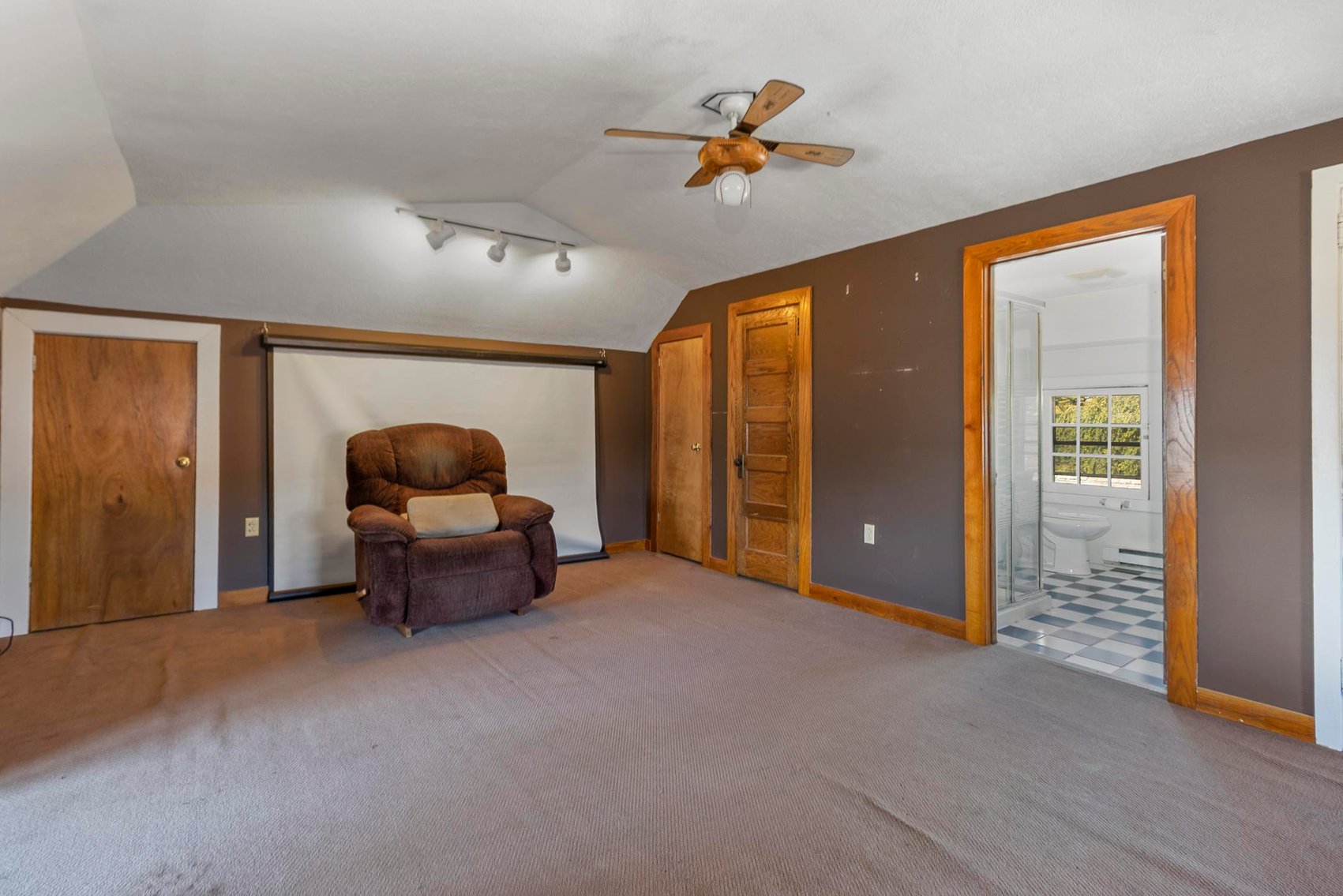 Image for SOLD $170,500 - Charming 4 Bedroom Home in Clarksburg