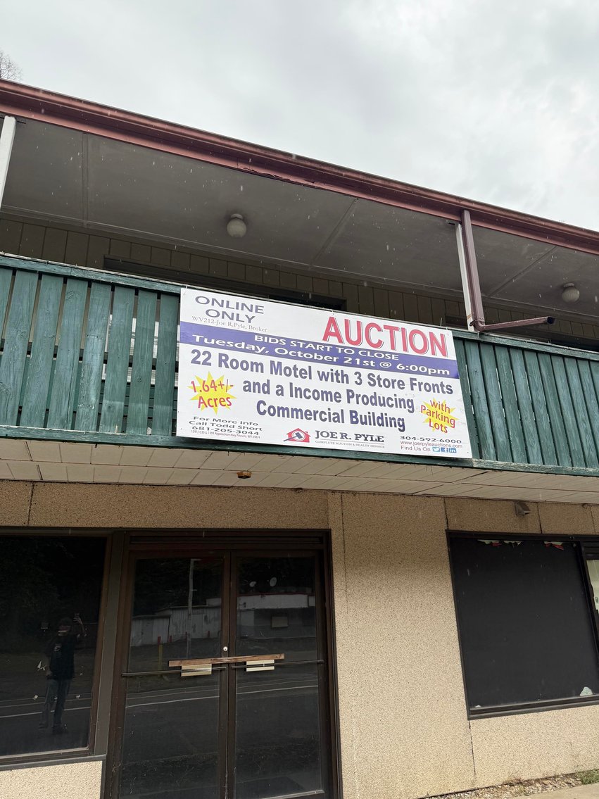 Image for SOLD $385,000 - Income Generating Retail Building with Motel in Pineville