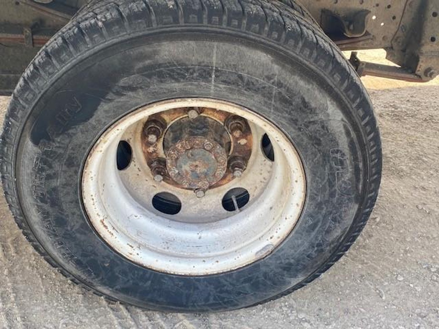 Image for 2006 Isuzu Box Truck - Tomball, TX