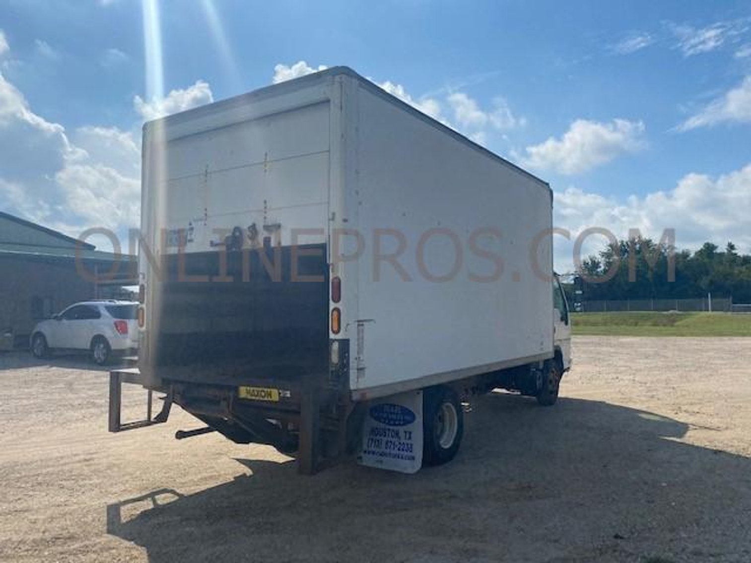 Image for 2006 Isuzu Box Truck - Tomball, TX