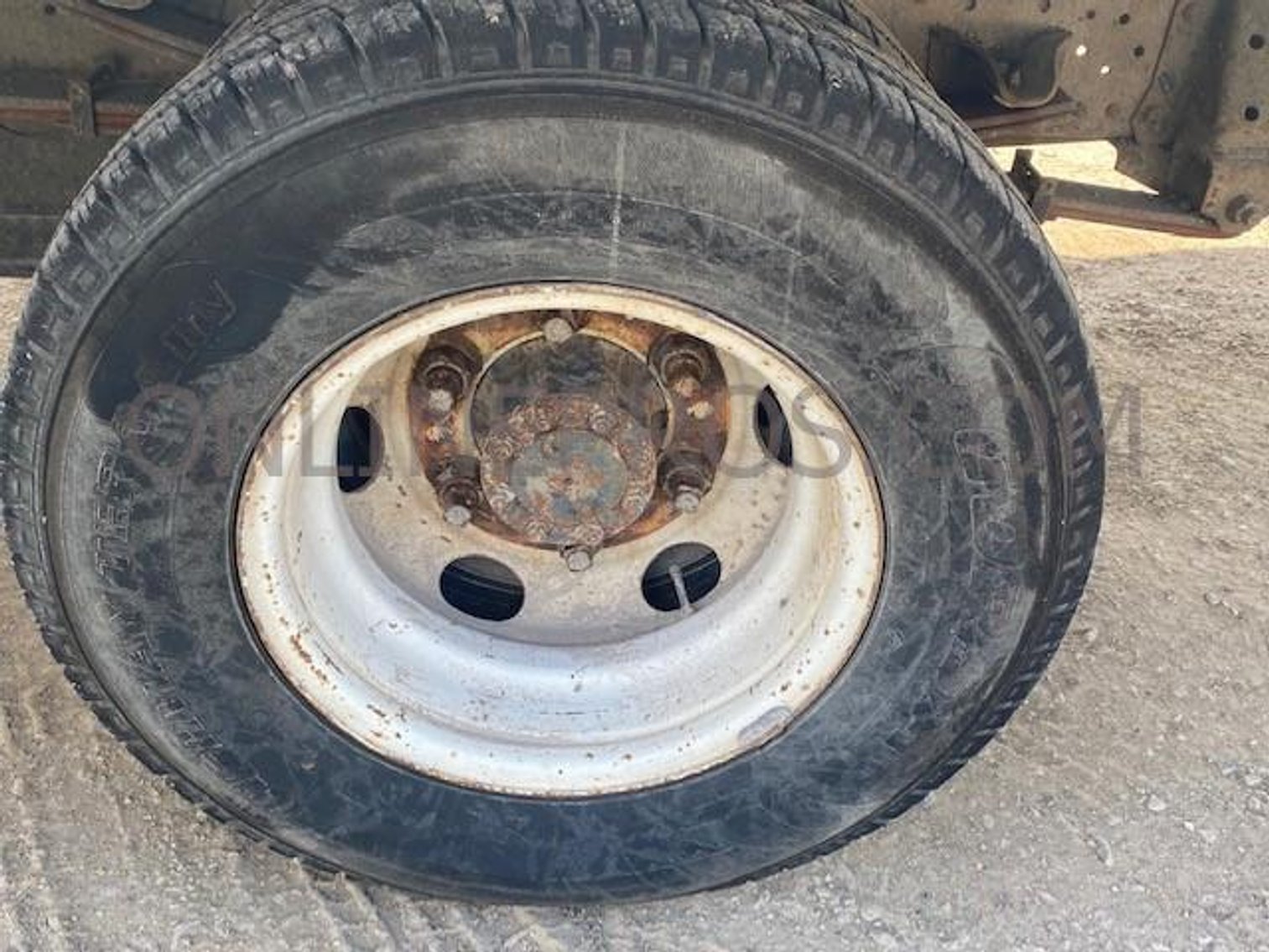 Image for 2006 Isuzu Box Truck - Tomball, TX