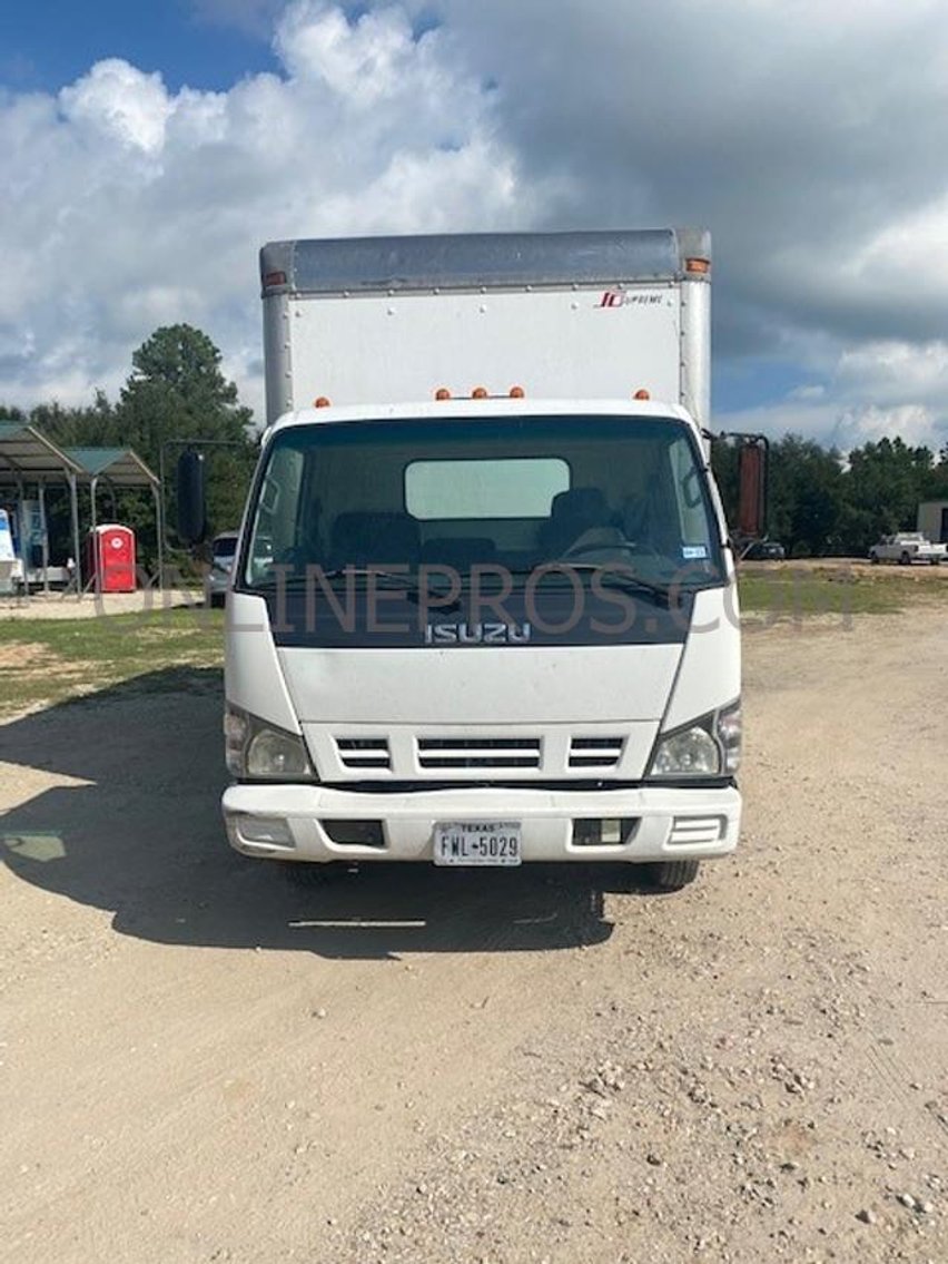 Image for 2006 Isuzu Box Truck - Tomball, TX