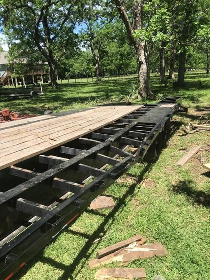 Image for 2021 Gooseneck Trailer (Tree Damaged) - Brazoria, TX
