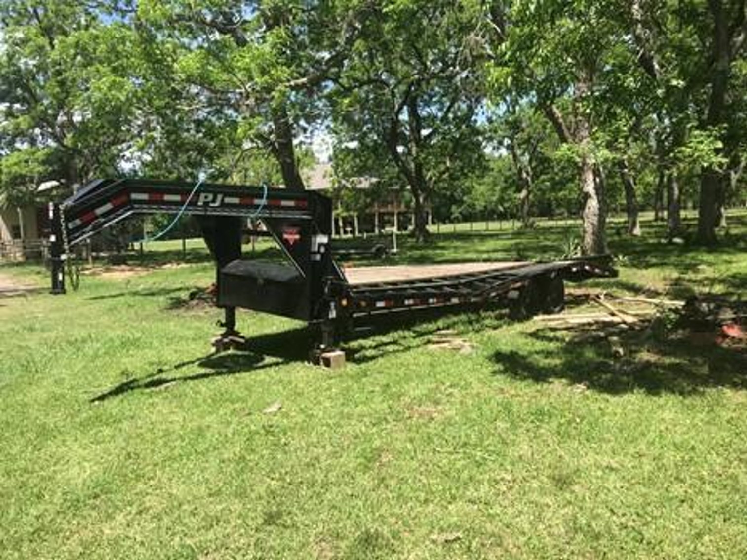 Image for 2021 Gooseneck Trailer (Tree Damaged) - Brazoria, TX