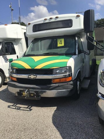 Image for (1) 2009 Chevy Champion Bus Shuttle Bus Vin #1GBJG316691167821