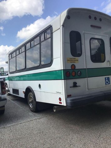 Image for (1) 2011 Champion 3504 Shuttle Bus Vin #1GB9G5A61A1123504