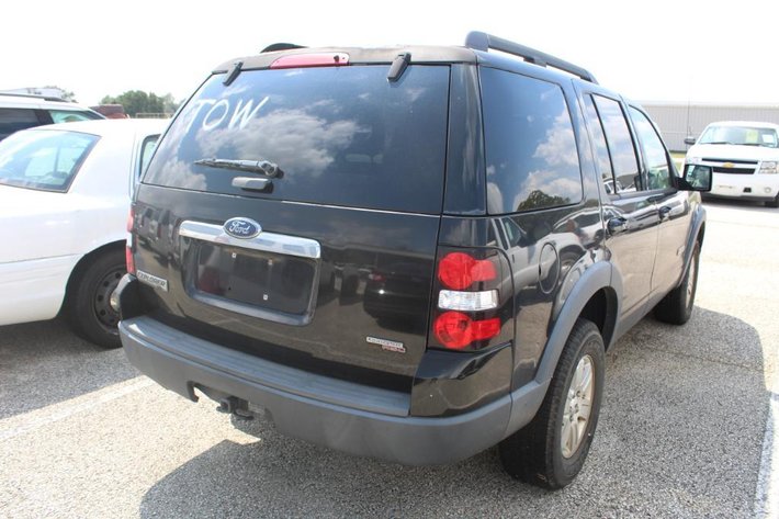 Image for (1) 2007 Ford 4 Door Explorer Vin #1FMEU63E37UB39381