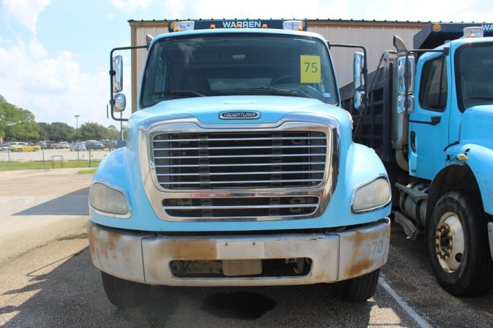 Image for (1) 2005 Freightliner Business Class M2 Dump Truck Vin #1FVHC5CV05HV55459