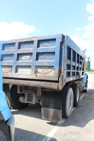 Image for (1) 2005 Freightliner Dump Truck Vin #1FVHC5CV25HV55463