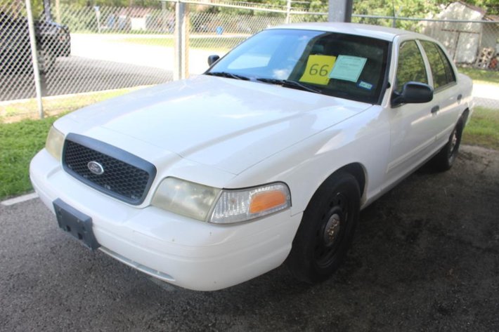 Image for (1) 2010 Ford 4 Door Crown Victoria Vin #2FABP7BV2AX128495