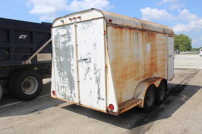Image for (1) 2001 Enclosed Trailer Vin #5EMCS14201T000202