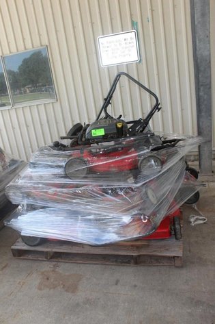 Image for (Lot) Lawn Equipment