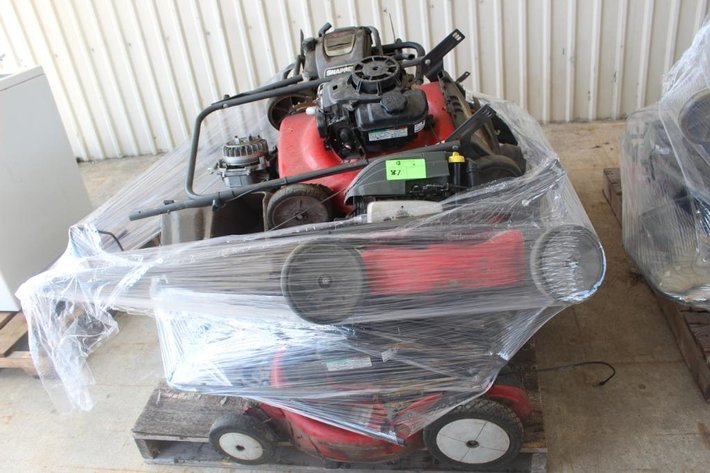 Image for (Lot) Lawn Equipment