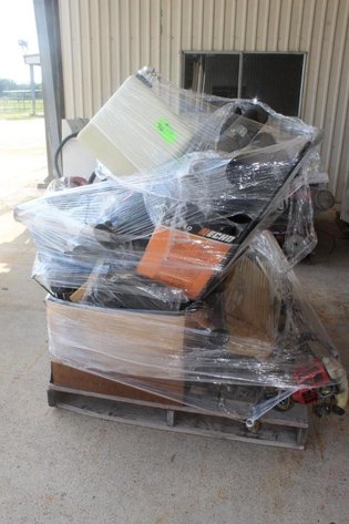 Image for (Lot) Lawn Equipment