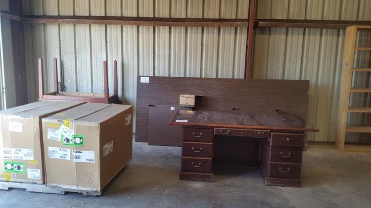 Image for (Lot) Assorted Office Furniture