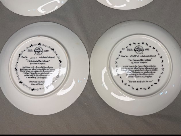 Image for Set of 4 Edwin Knowles Collector Plates