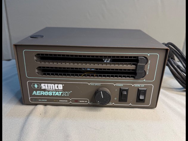 Image for Simco Aerostat XT Ionized Air Blower