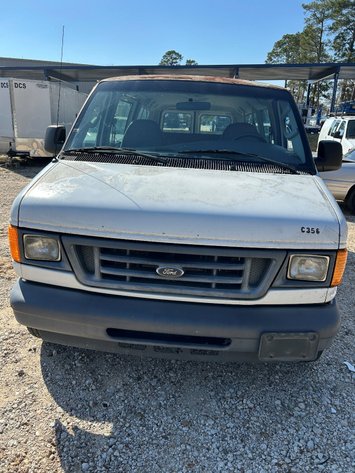 Image for 2006 Ford E-150 Passenger Van - May Need to be Towed
