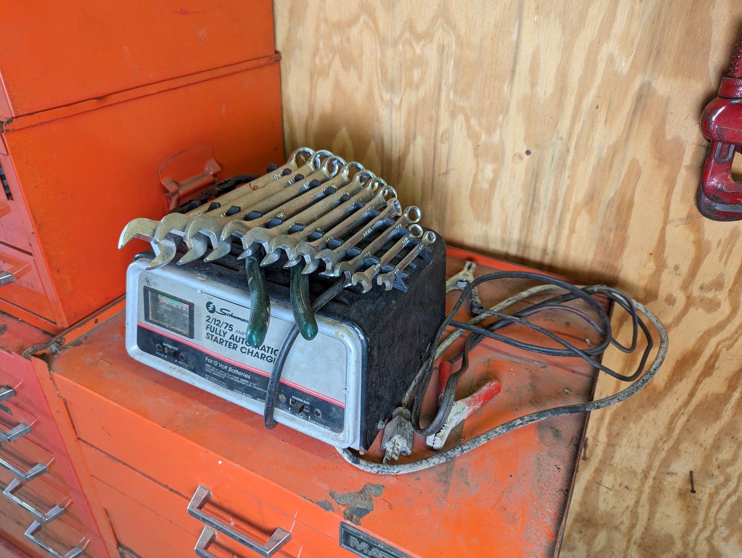 Image for Glenn and Joy Darnell Estate Auction