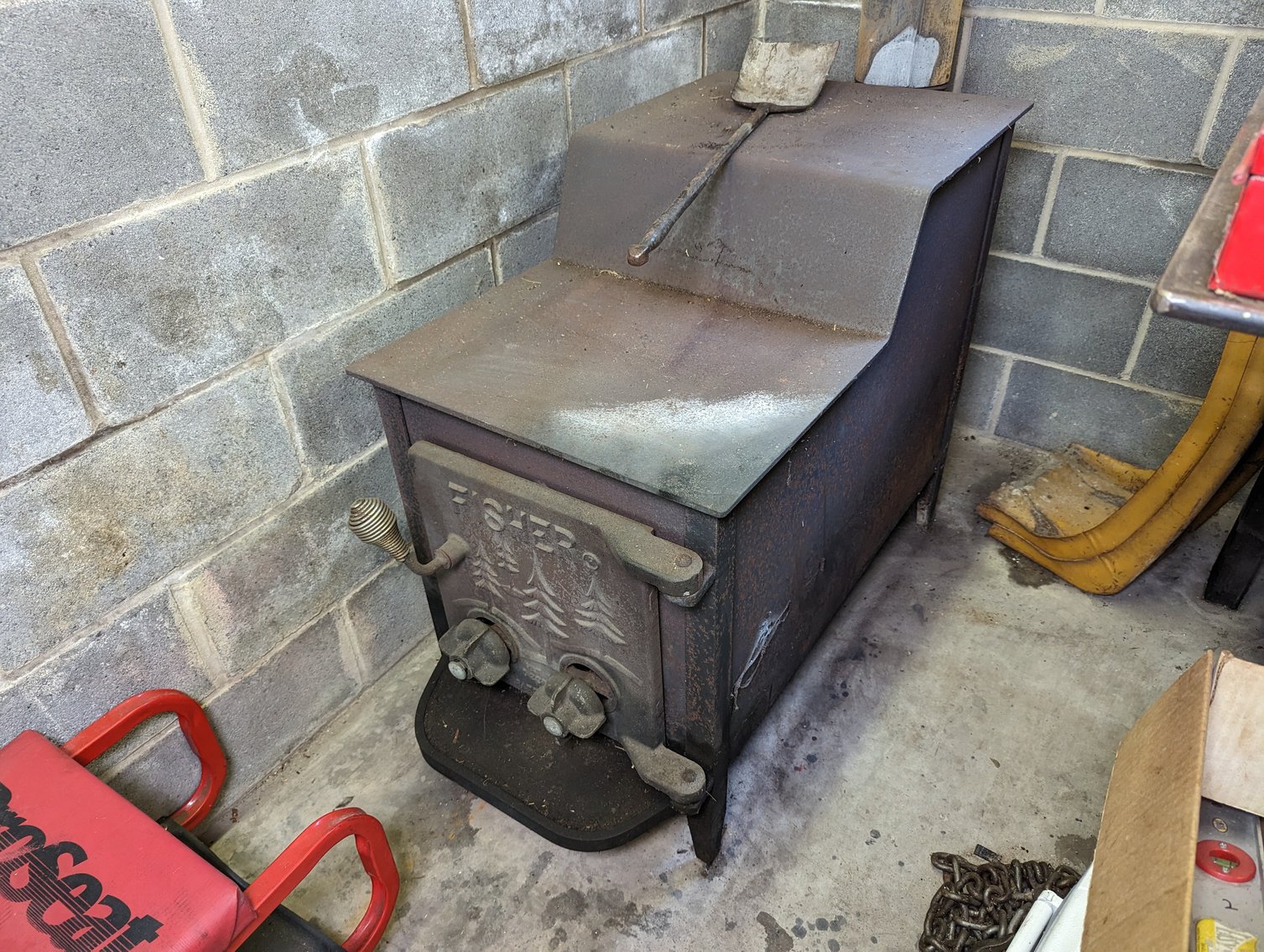 Image for Glenn and Joy Darnell Estate Auction