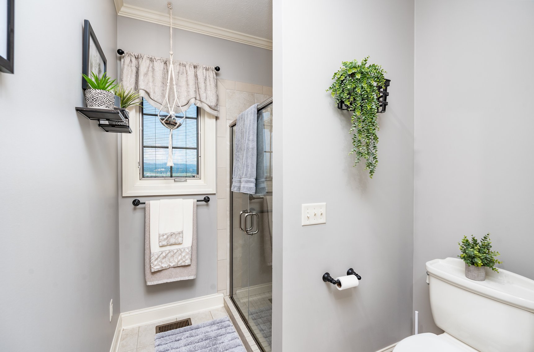 Image for Immaculate Custom Home With Amazing Views - Broadway VA