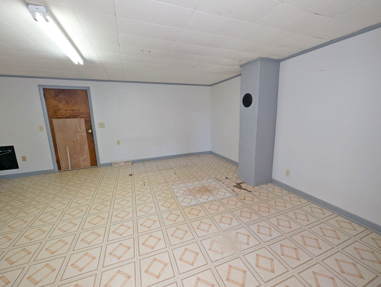 Image for 70 +/- Acres With Farmhouse And Outbuildings Near Singers Glen VA