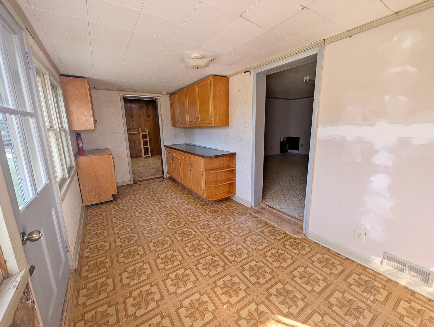 Image for 70 +/- Acres With Farmhouse And Outbuildings Near Singers Glen VA