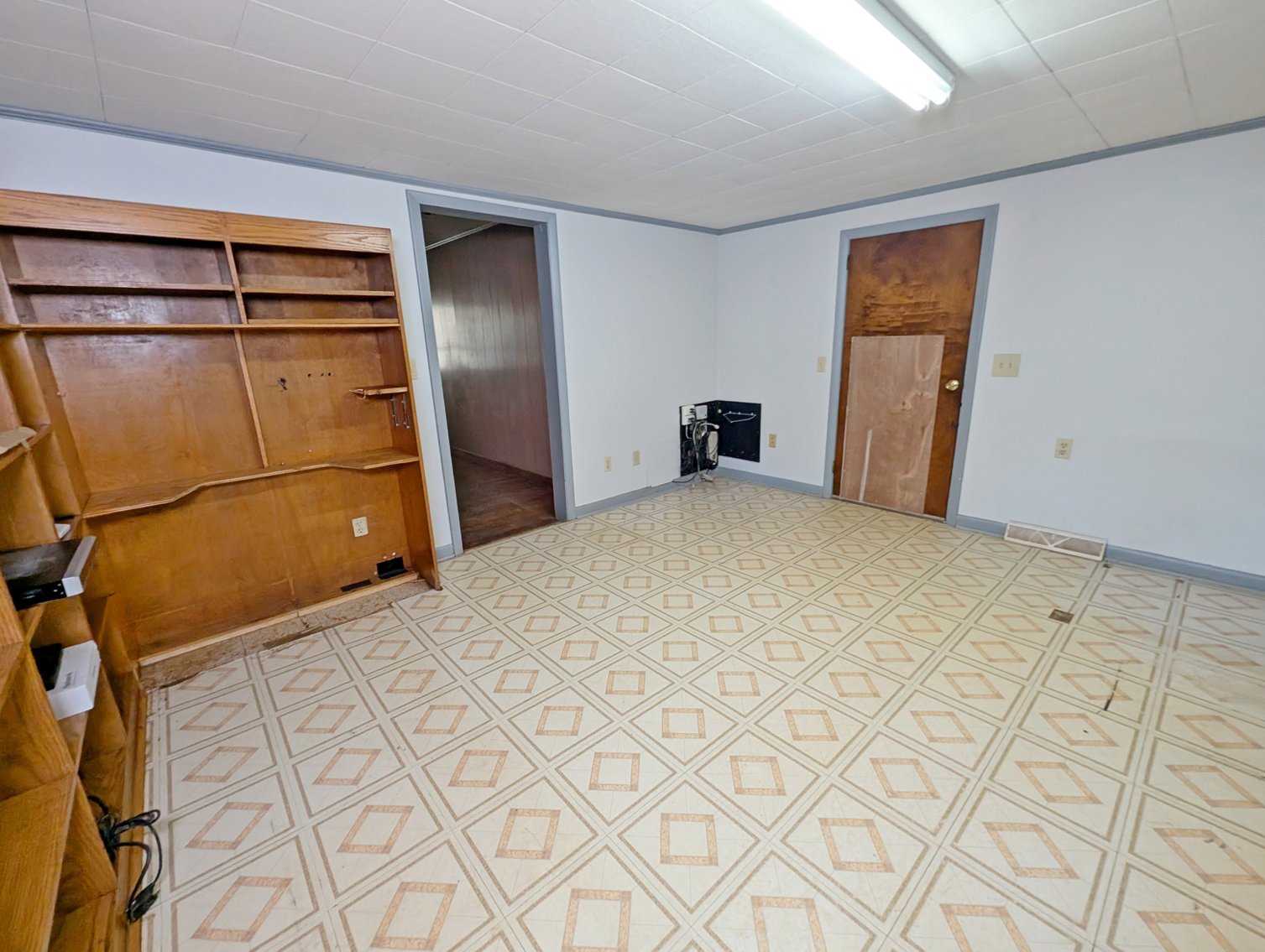 Image for 70 +/- Acres With Farmhouse And Outbuildings Near Singers Glen VA