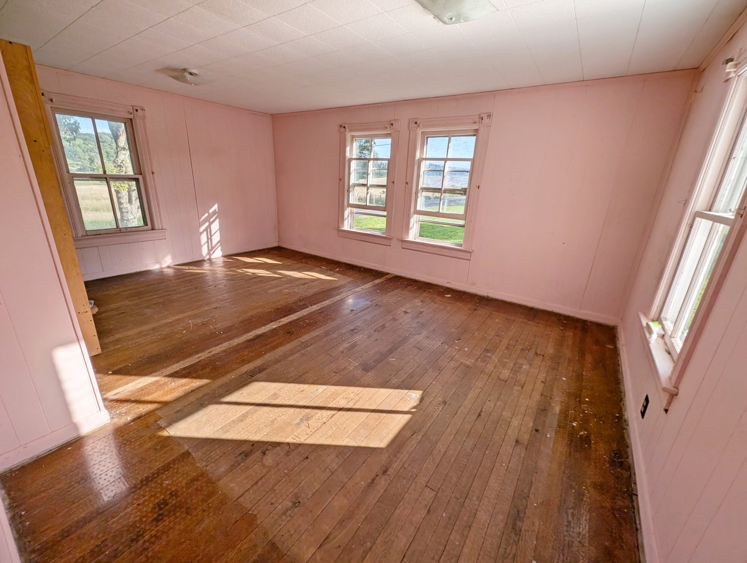 Image for 70 +/- Acres With Farmhouse And Outbuildings Near Singers Glen VA