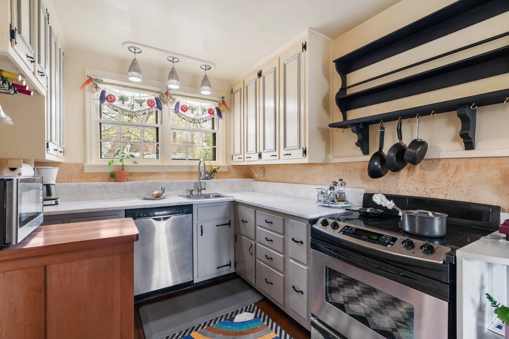 Image for 4 Bedroom Home in Warwick on the James - Newport News VA