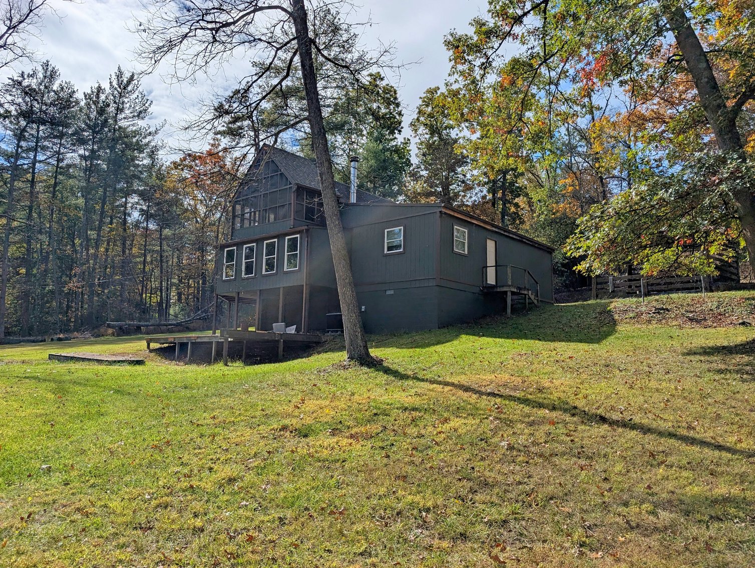 Image for Cabin On 5 Acres Near Broadway VA