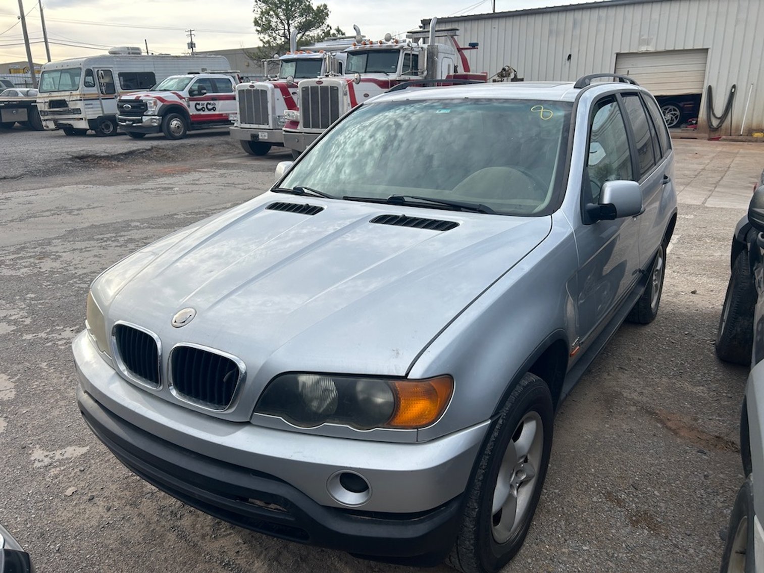 Image for CarCab Wrecker Impound Auction