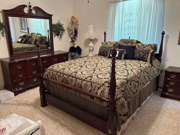 Image for Large S OKC Estate Auction