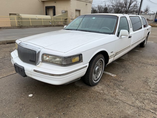 Image for Vehicles, Machinery, Tools, & MORE! Large Warehouse Auction!