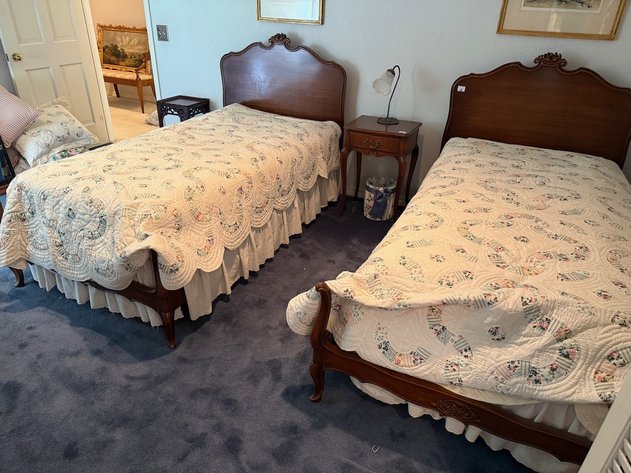 Image for Estate of NFL Hall of Fame Bobby Layne - High End Antique Furniture, Decor & Collectibles