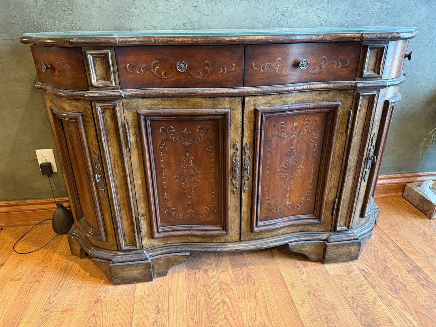 Image for Gemmark Moving Auction - High End Furniture, Decor, & Electronics