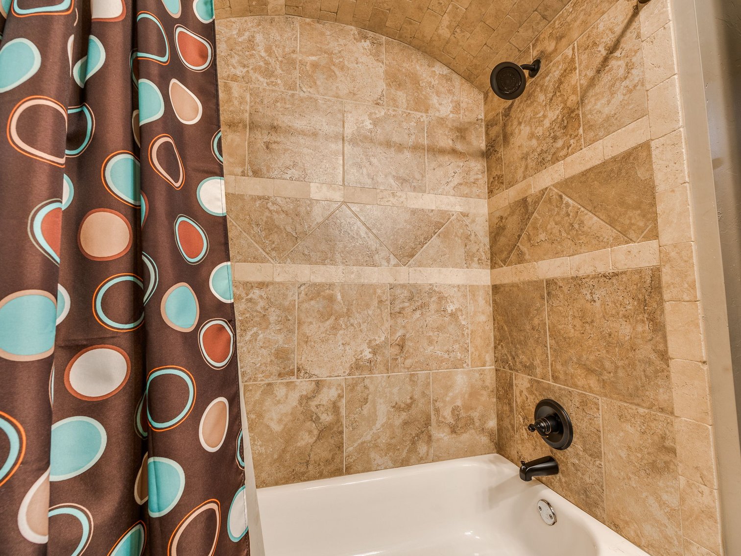 Image for 9208 NW 137th St, Yukon, OK - GORGEOUS 2,017 3bd, 2ba Home w/ Bonus Room & Upgrades!