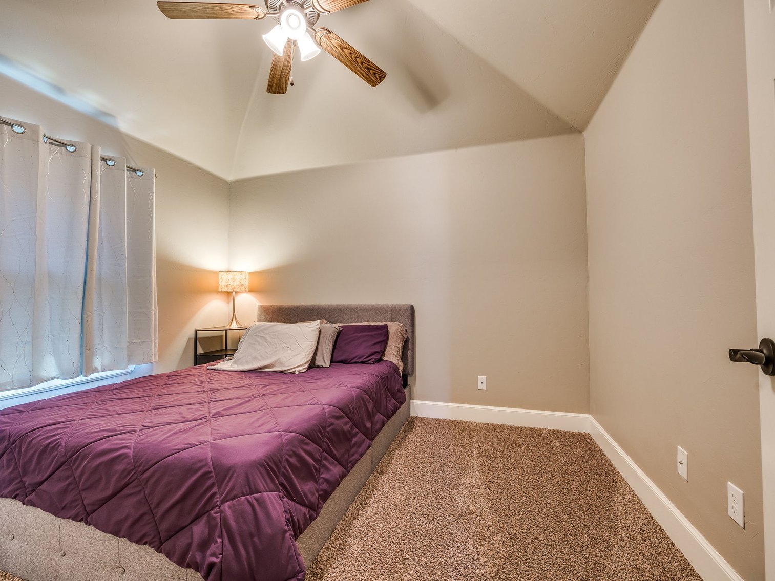 Image for 9208 NW 137th St, Yukon, OK - GORGEOUS 2,017 3bd, 2ba Home w/ Bonus Room & Upgrades!