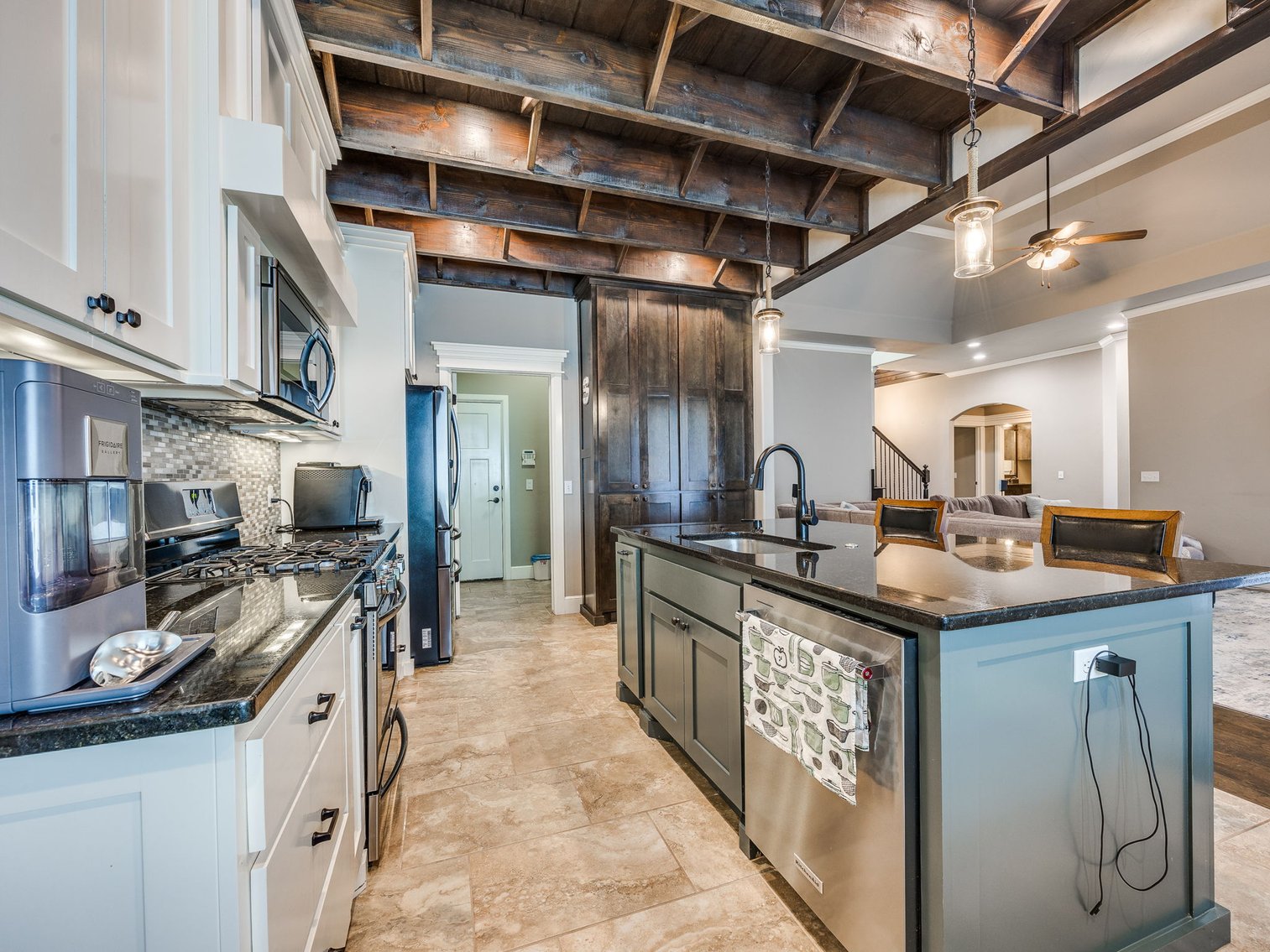 Image for 9208 NW 137th St, Yukon, OK - GORGEOUS 2,017 3bd, 2ba Home w/ Bonus Room & Upgrades!