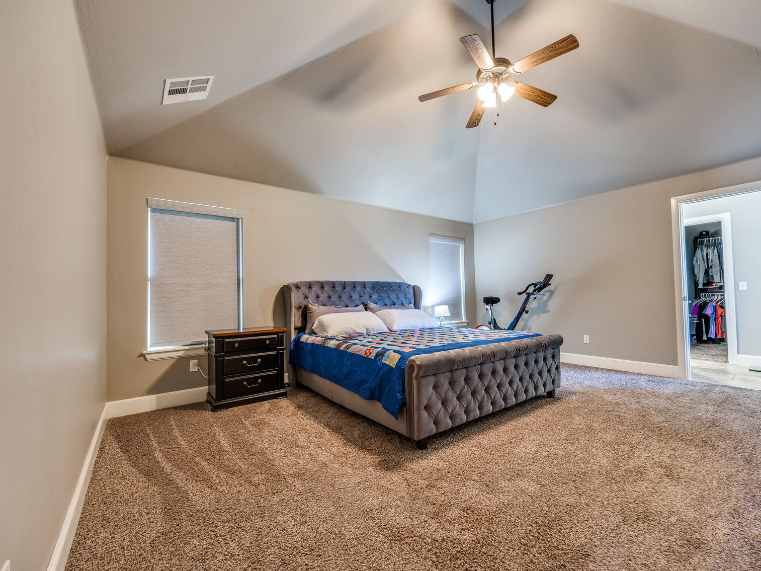 Image for 9208 NW 137th St, Yukon, OK - GORGEOUS 2,017 3bd, 2ba Home w/ Bonus Room & Upgrades!