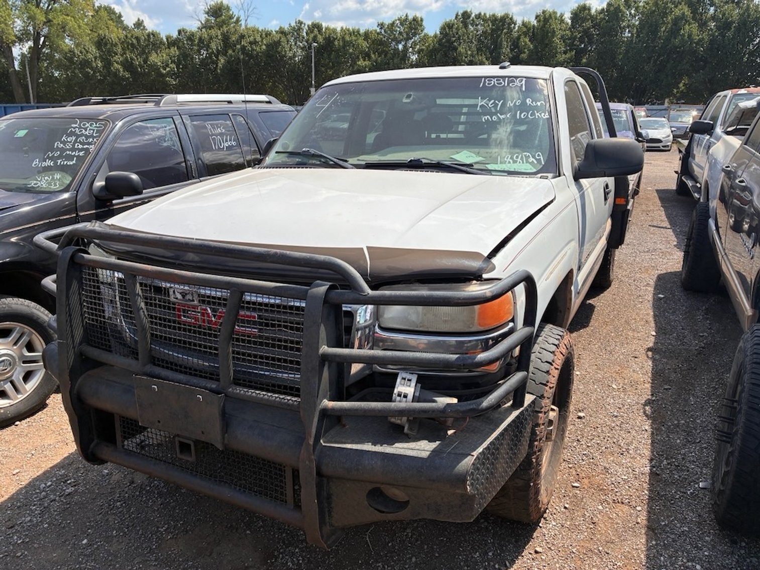 Image for Arrow Wrecker Impound Auction