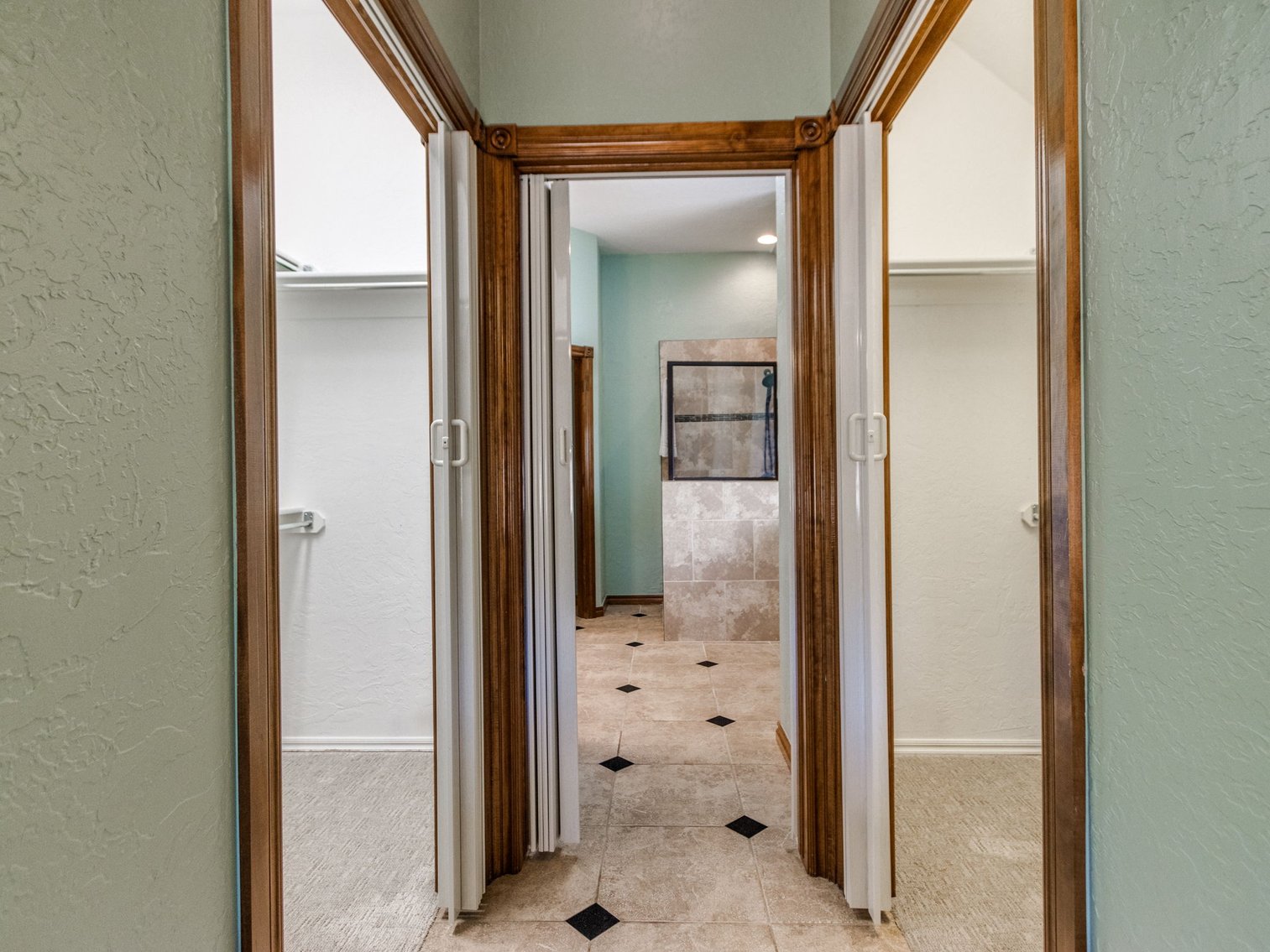 Image for 5861 Whispering Lakes Dr, Noble, OK - Beautiful Home, Shop, & Acreage